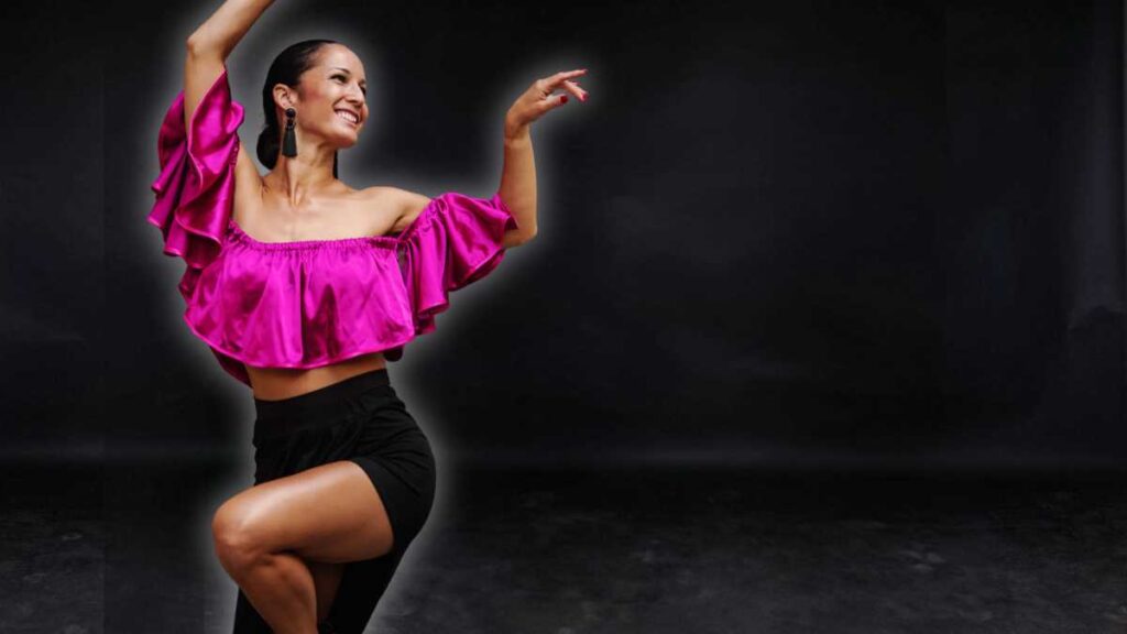 Martina Drašarová předvádí Latin Heels ladies styling v Praze – technika pro salsu a bachatu.